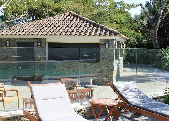 Апартаменты De Tourisme Fior Di Rena Сен-Флоран